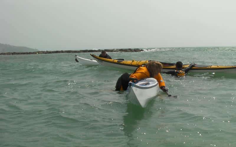 90 NAVEGAR EN GRUPO PODCAST PLANETA KAYAK rescate de kayakistas
