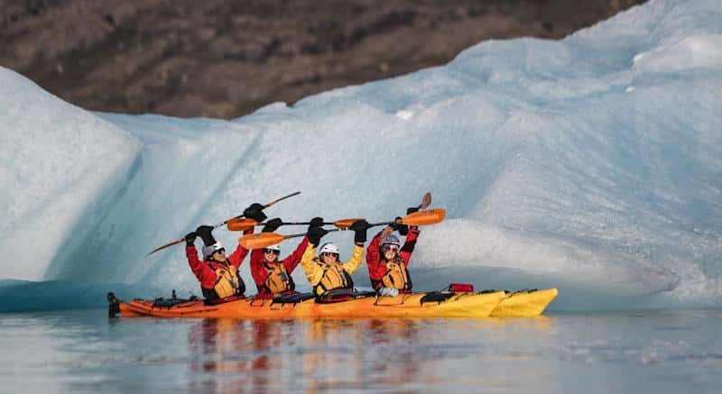 98 KAYAK SIN FRONTERAS: AVENTURA EN LA PATAGONIA CHILENA PODCAST PLANETA KAYAK kayak en glaciar